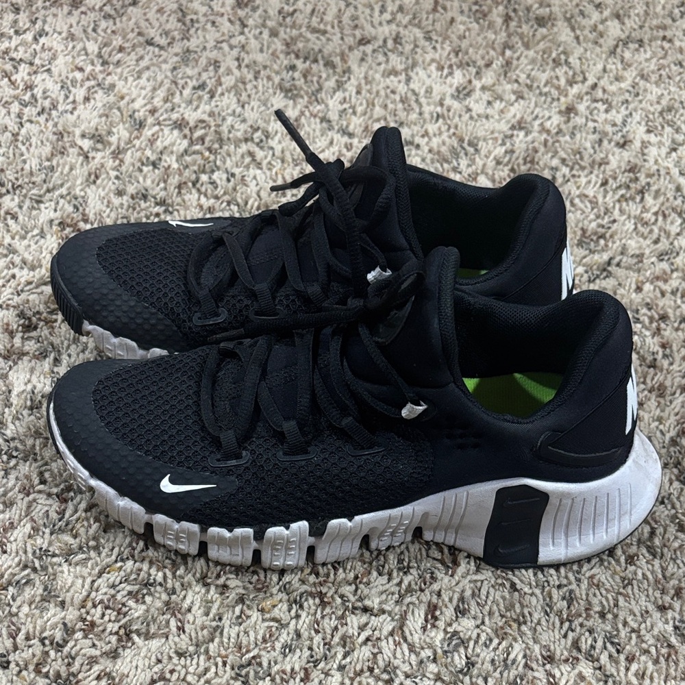Nike Metcon Women Athletic Sneakers
